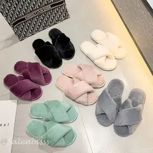 Sandal Bulu Warm Bentuk Silang Sandal Outdoor indoor Anti Slip Nyaman dipakai Sandal Bahan Angora Wool