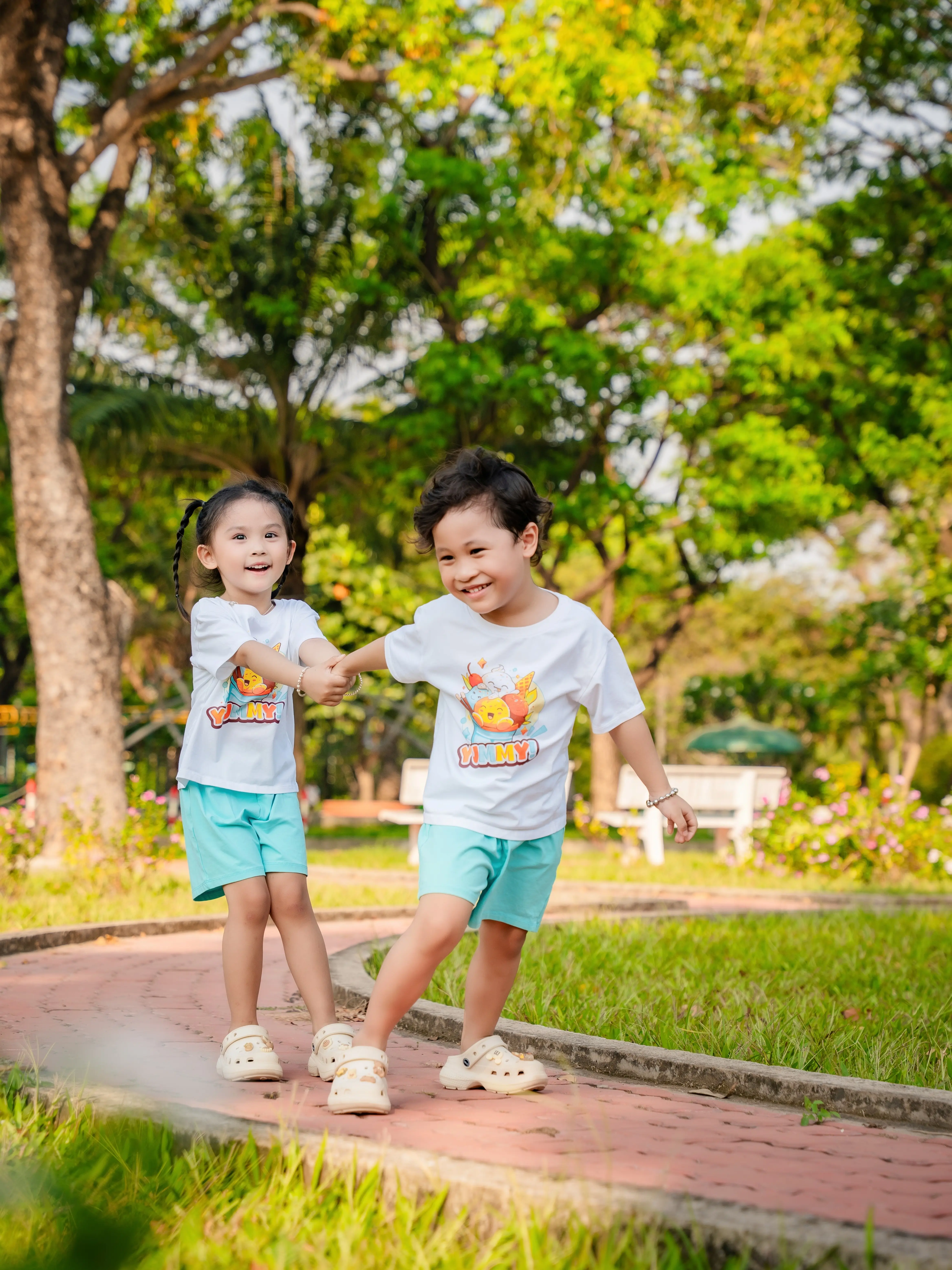 Đồ thun Kakaft hình kem có chữ Funny, chất liệu 95% cotton và 5% spandex. Mang lại cảm giác thoải mái cho em bé