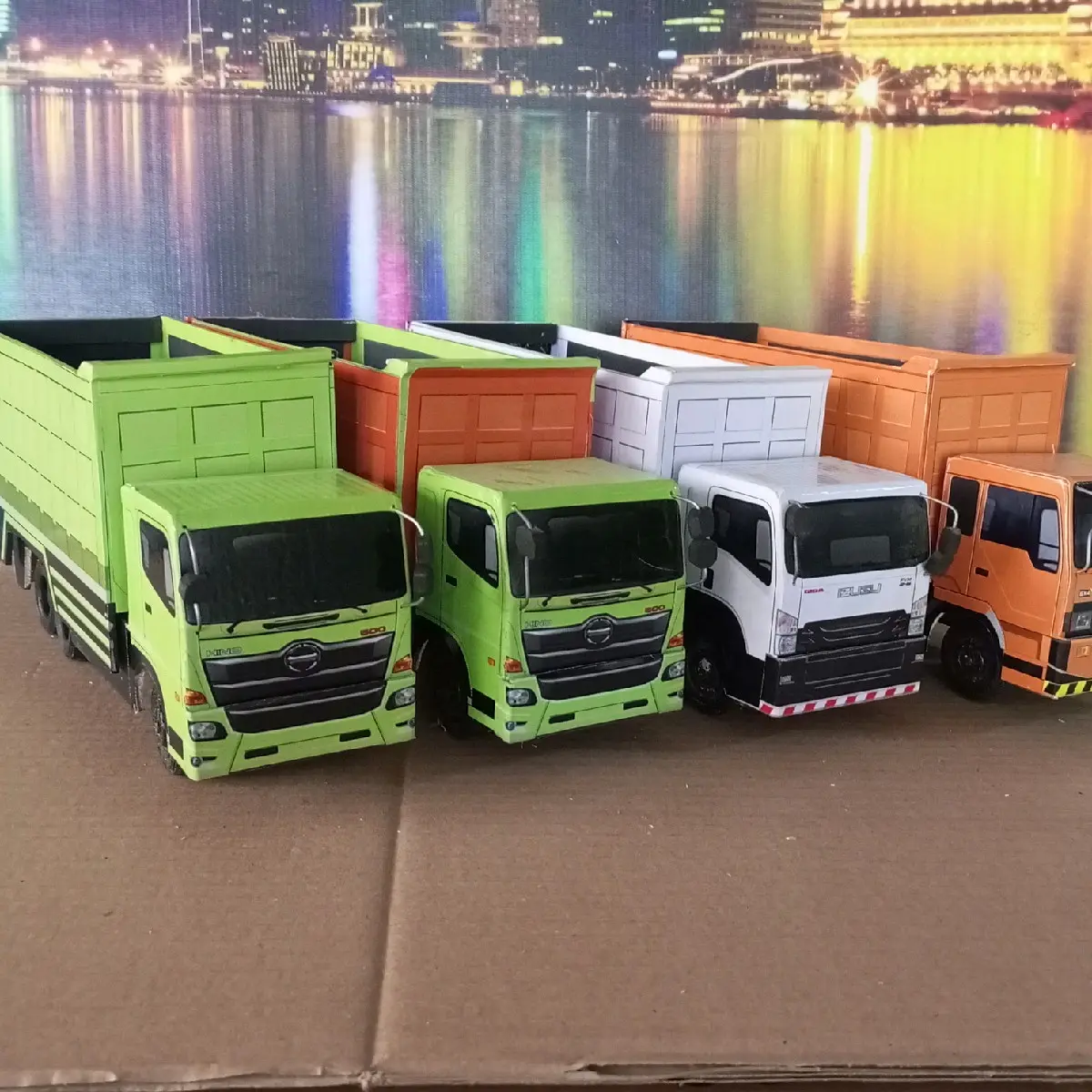 miniatir truk DAM murah viral