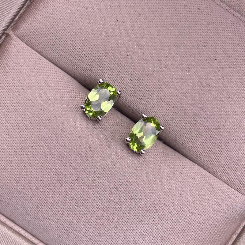 Product Introduction of Amethyst Garnet Citrine Blue Topaz Peridot Earrings S925 Silver Inlaid Classic Women's Earrings 9