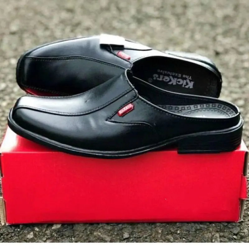 SANDAL SEPATU PRIA CASUAL BUSTONG MURAH KUALITAS BAIK Kickers Kasual Shoes Selop Karet 5