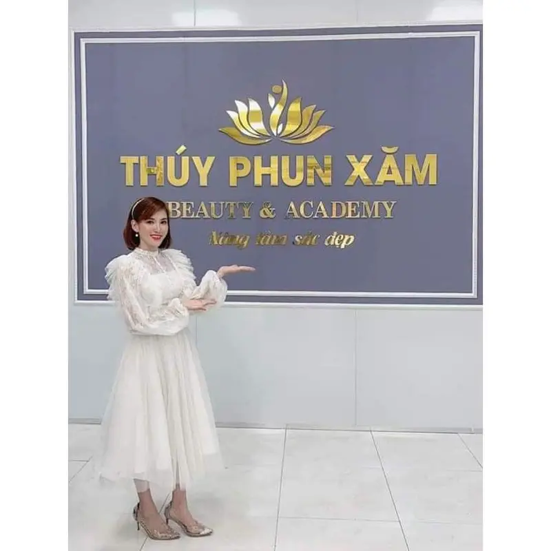 Chữ dán tường trang trí chất liệu alu tráng gương cao cấp kích thước 10cm 2