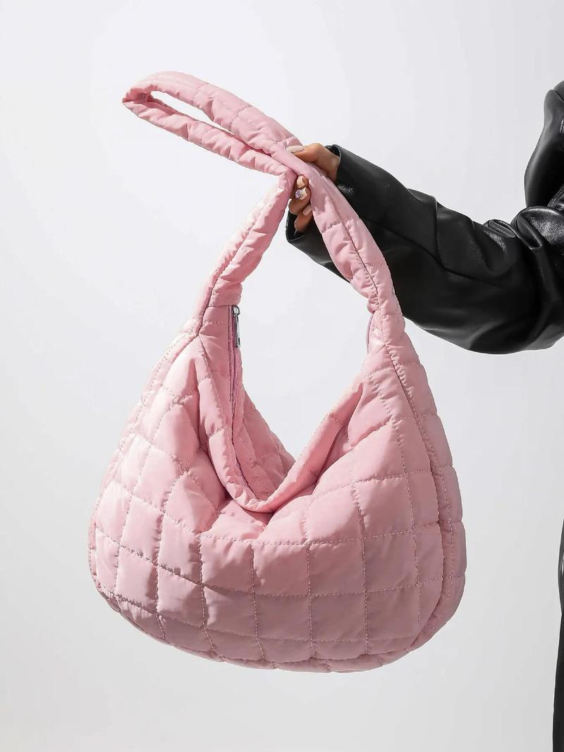 Product Introduction of Women's Solid Quilted Zip Shoulder Bag As Gift, Large Capacity Puffer Shoulder Bag, Minimalist Versatile Crossbody Bag for Daily Use 25