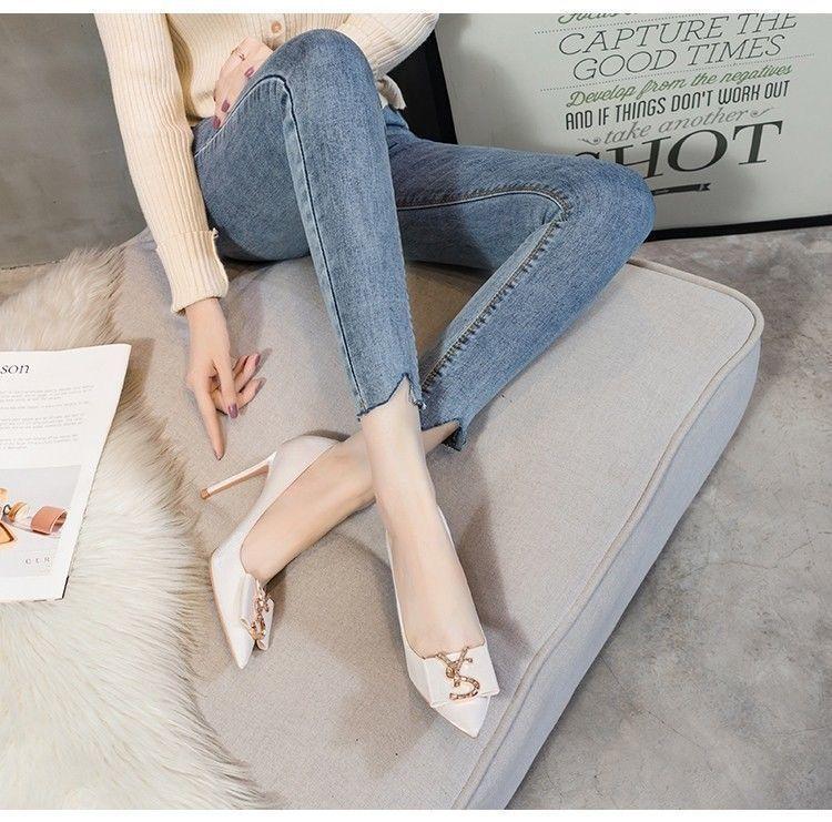 Product Introduction of Giày Cao gót, Mũi Nhọn, Màu Đen, Dễ Phối Đồ Cho Đám Cưới Và Phù Dâu, Giày Cao Gót đính đá Hàng Mới Về Mùa Lò Xo 2024, Dành Cho Giày Nữ, Thích Hợp Cho Giày Ở Nhà, Bata Giày, Styy2k, Giày Bà Bầu 10