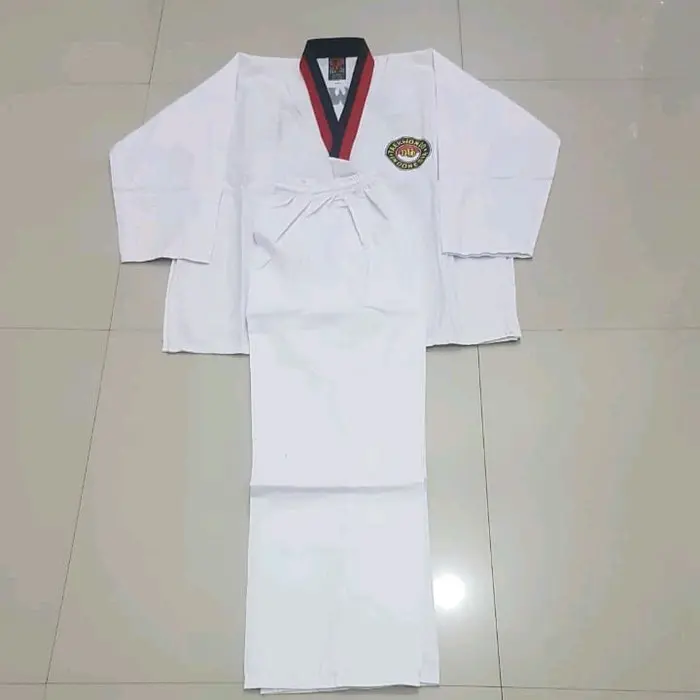 Baju Taekwondo Kerah Merah Hitam Anak