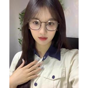 แว่นตาสำหรับนักเรียน กรอบสีน้ำตาลเกาลัด ทันสมัย ผิวหน้าขั้นสูง ป้องกันแสงสีฟ้า เปลี่ยนสีได้ มีระดับสายตาสั้น ผลิตภัณฑ์สำเร็จรูป