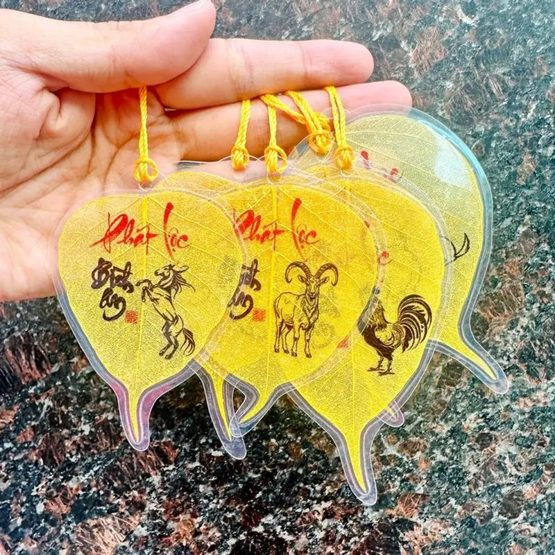 Lá Bồ Đề Nhũ Vàng 12 CON GIÁP Tài Lộc, Bình An May Mắn Để Ốp Lưng điện thȯại, Bỏ Ví/Bóp [Tặng kèm bao lì ẋì lộc] 2