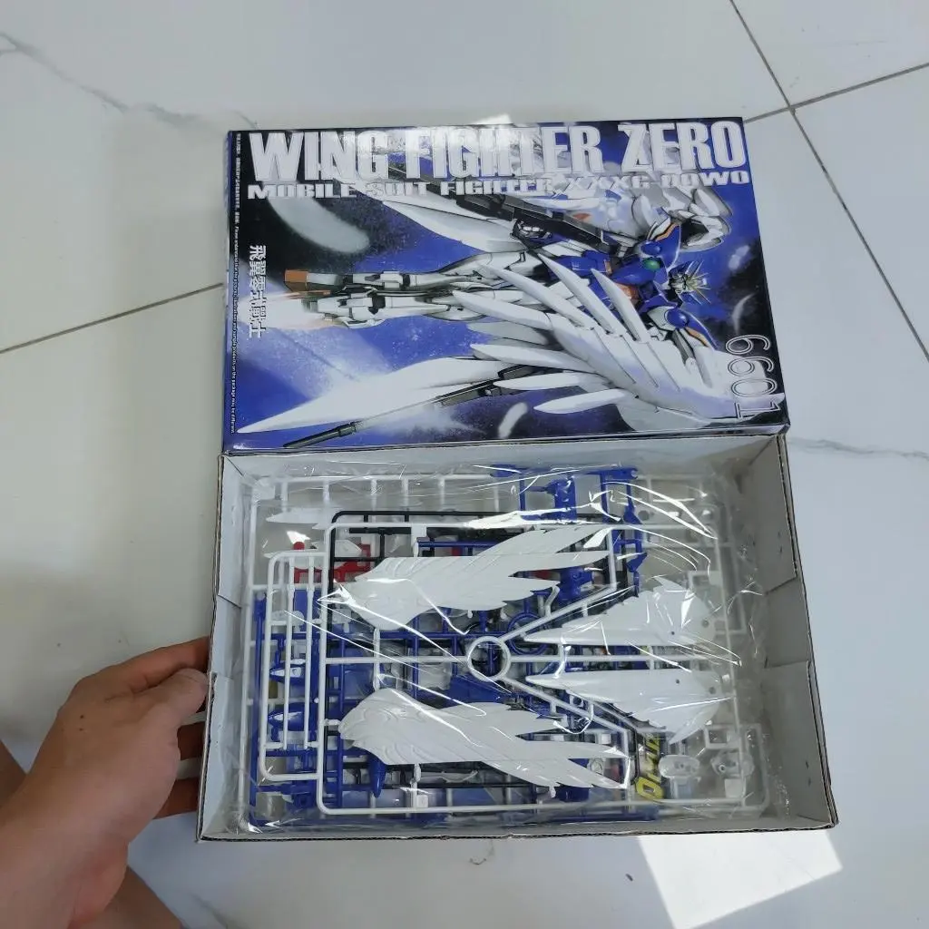 Mô Hình Lắp Ráp HG 1/144 WING FIGHTER ZERO Gundam - Hàng có sẵn giao ngay -Tặng kèm base