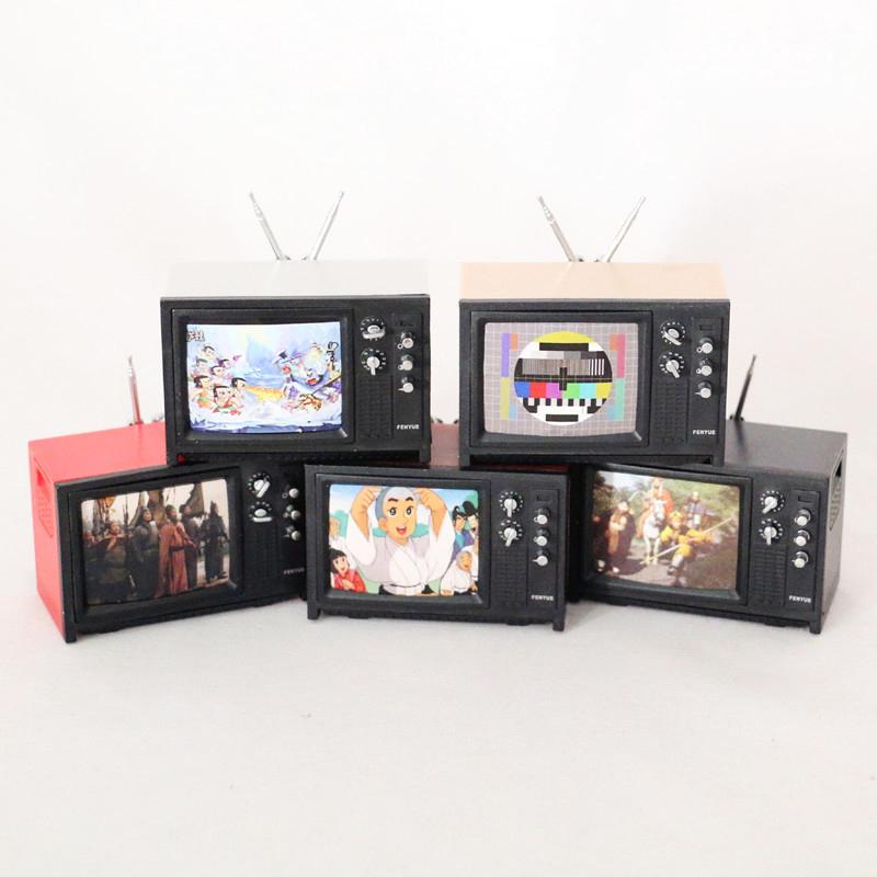 Product Introduction of 1Pc 1:12 Dollhouse Miniature Television Vintage TV With Picture House Furniture Model Decor Toy 17