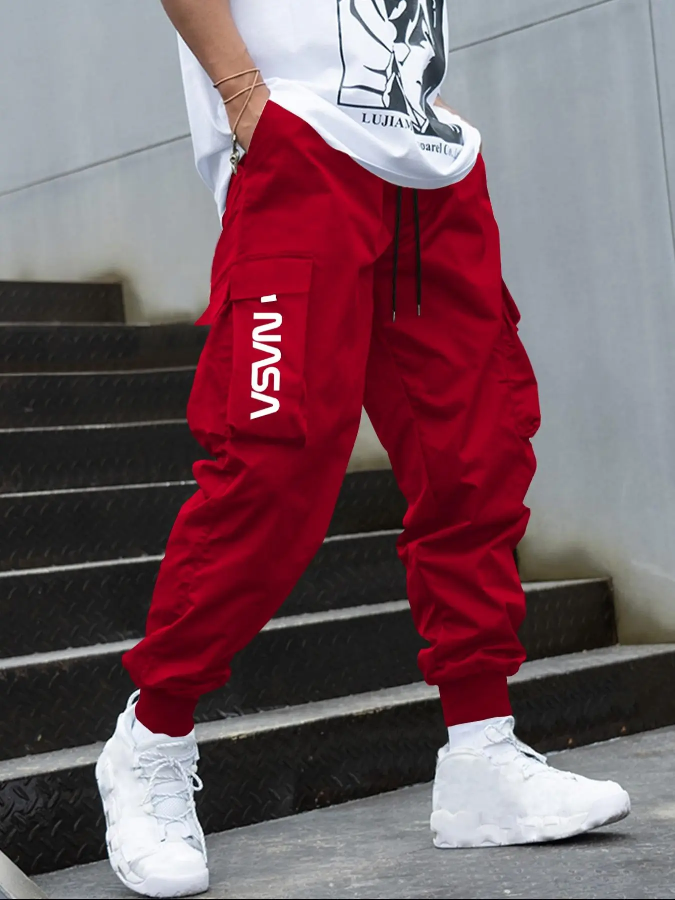 Men's Letter Print Flap Pocket Cuffed Cargo Pants, Regular Fit Casual Street Fashion Drawstring Waist Trousers for Outdoor Wear, Men's Bottoms for All Seasons