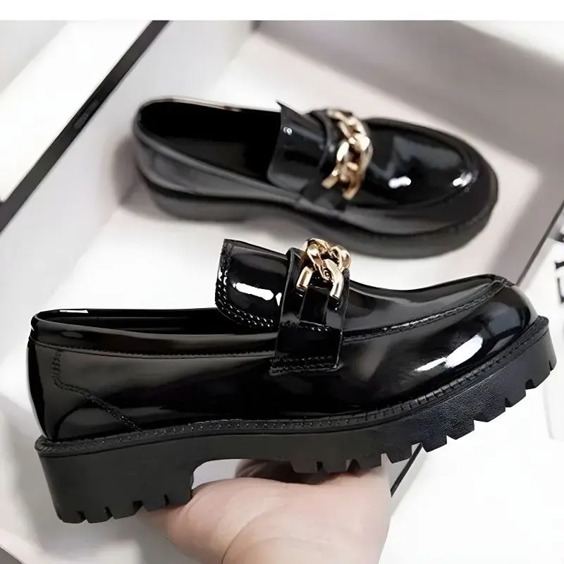 COD BERLAKU Sepatu Docmart Wanita Rantai Logam Gold Besar Premium Terbaru Fashion Korea Sepatu Flat loafers Kasual Karet Shoes Kerja
