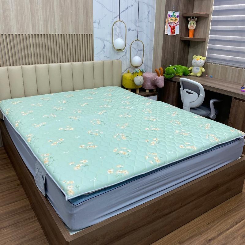 Thảm nệm cao cấp chất liệu lõi bông khử khuẩn,mặt vải satin sang trọng.đệm 4 mùa cao cấp. 4