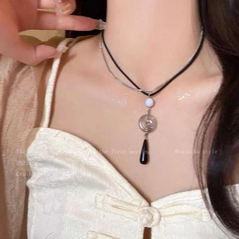 Product Introduction of Elegant Chinese Style Flat Anchor Bone Necklace Trendy Lightweight Versatile Sweatshirt Chain Natural Stone Pendant 0