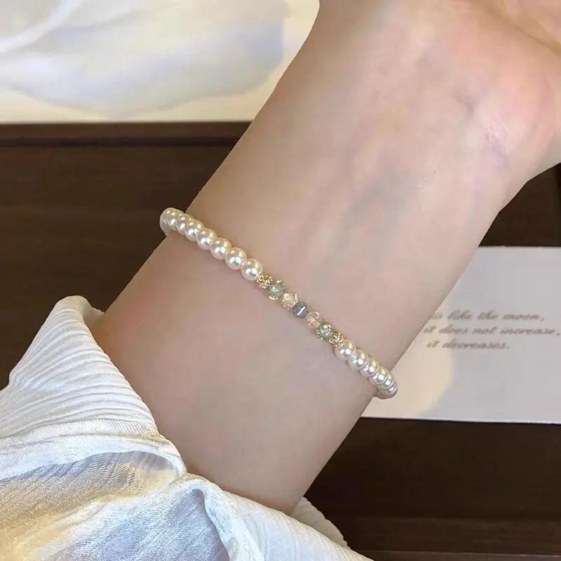 Colorful Beaded and Pearl Bracelet: A paragon of simple yet luxurious charm. This niche - designed hand accessory exudes a high - end aesthetic.