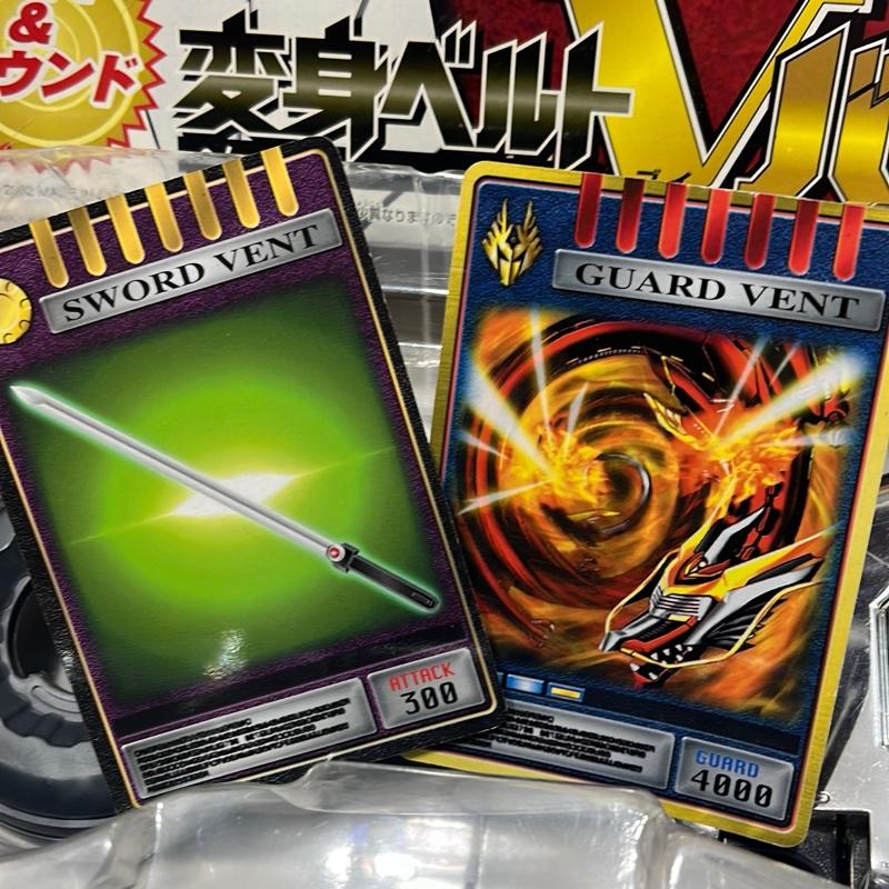 (2nd) Vbuckle DX kèm 3 deck cơ bản có box có trầy xước thanh lý Kamen Rider Ryuki 4