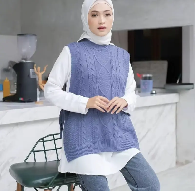Beautyshirt ~ Halma Vest Bahan Rajut / Atasan Wanita Kekinian Rompi Rajut Tali Samping Ala korean Style brokat / outer Top Motif Santai 0