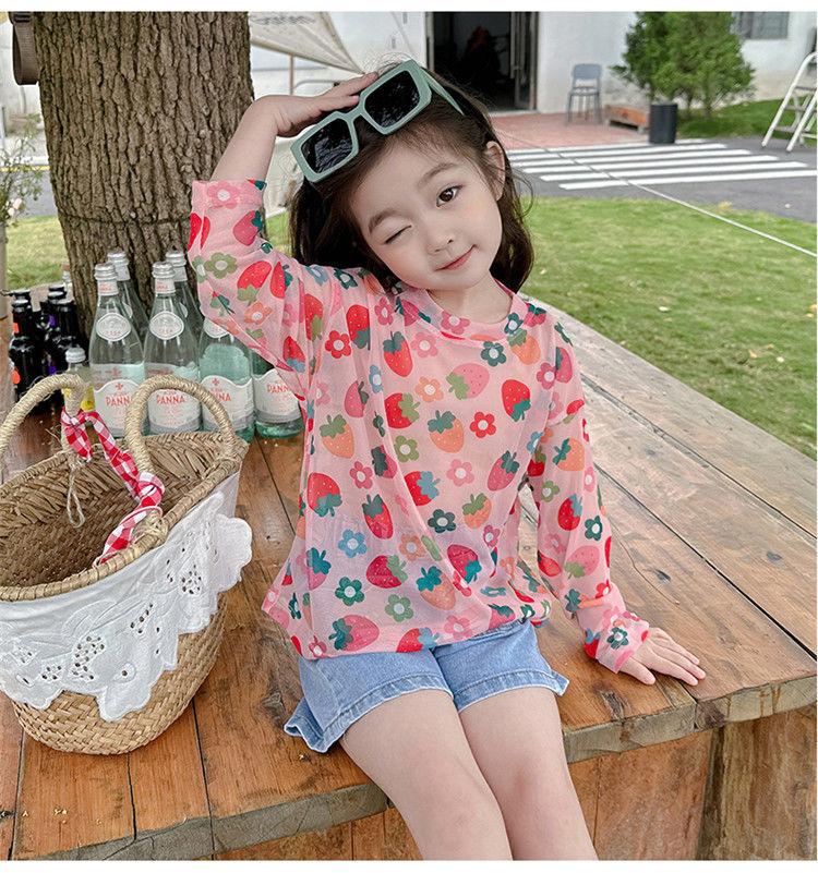 Product Introduction of Áo Thun Dài Tay Chống Nắng Lụa Lạnh Hình Dâu Tây Mùa Hè, Cho Bé Gái, Áo Sơ Mi Cơ Sở Mỏng Sành Điệu, Thích Hợp Cho Bé Gái, Áo Thun Ngầu Mùa Hè Cho Trẻ Em 19