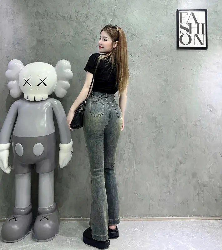 GOAT JEANS - Quần Jeans ống loe dài co giãn ( 100cm ) 6