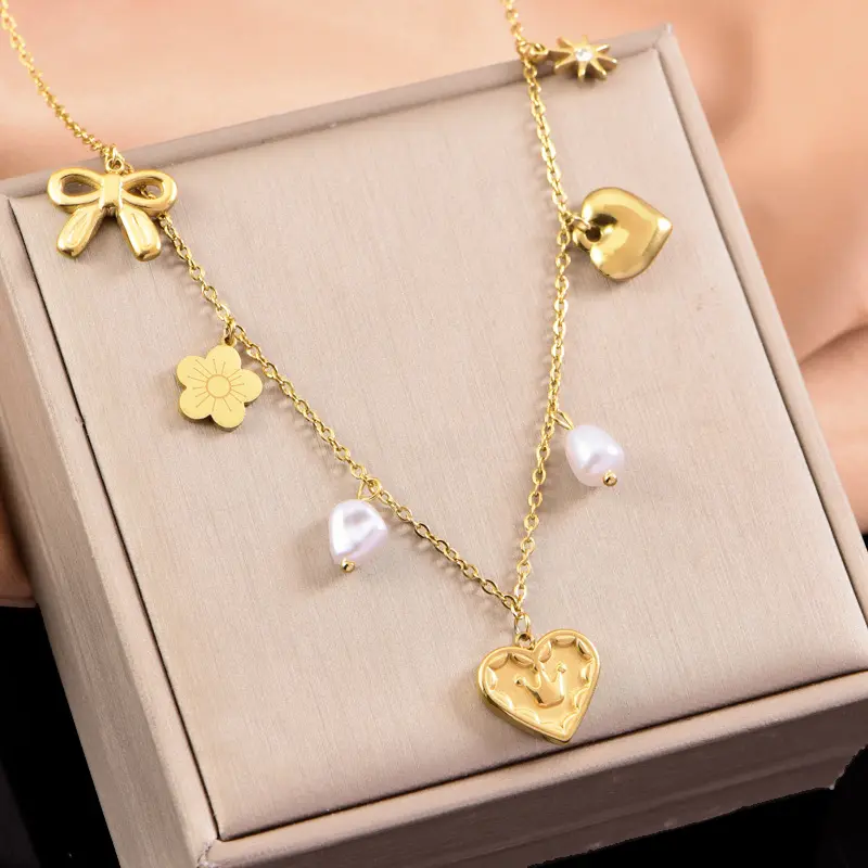 Fashion Small Fresh Stainless Steel Love Crown Necklace Bow Peach Heart Necklace