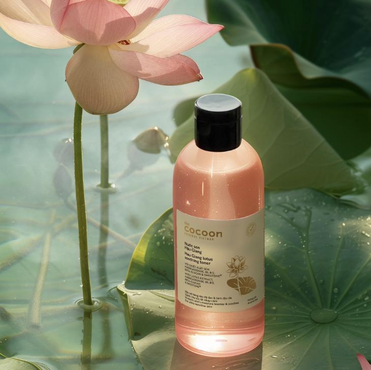 Cocoon Nước Sen Hậu Giang Lotus Soothing Toner 310ml