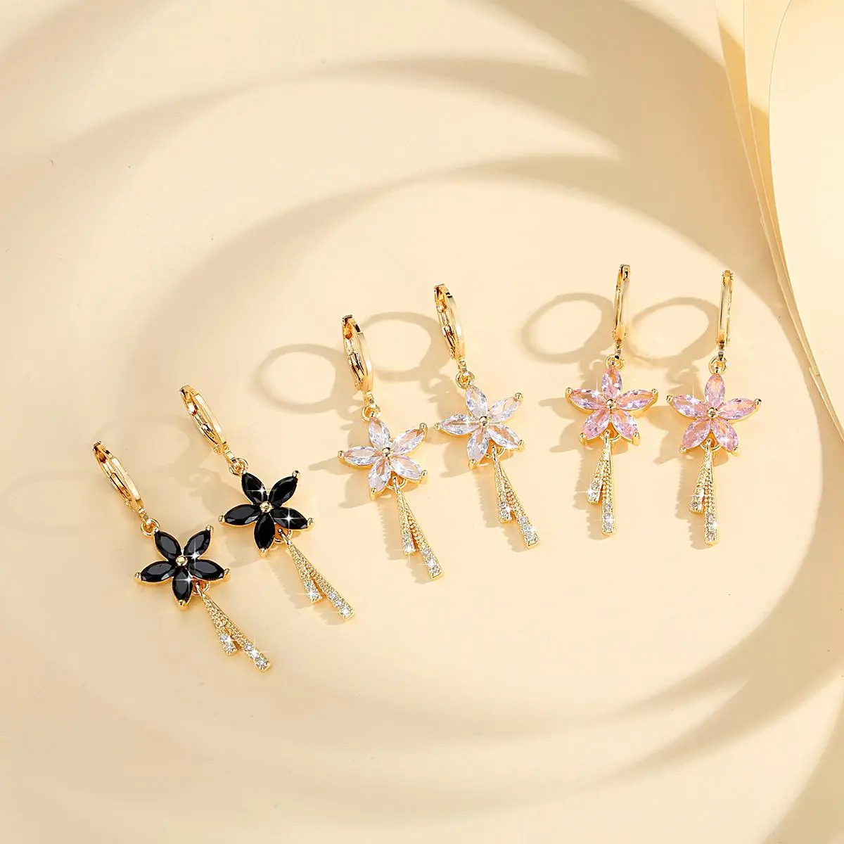 LM519 Anting Fashion Pendant Design Bunga-bunga Wanita Aksesoris Earrings
