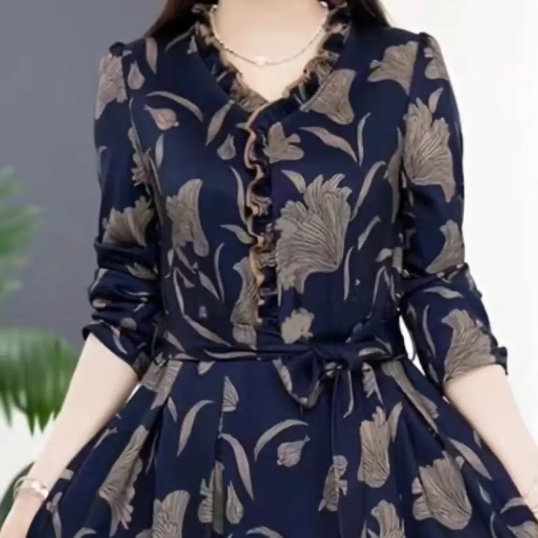 [Ladies fashion] 2024 spring new long sleeve elegant long mom clothes dress belt slim flare hiding printed dress