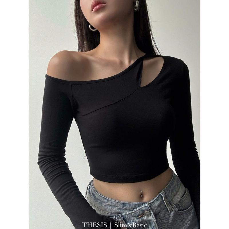  Áo Khoét Cổ Xoắn - Áo lệch vai dài tay cotton dẻo THESIS 