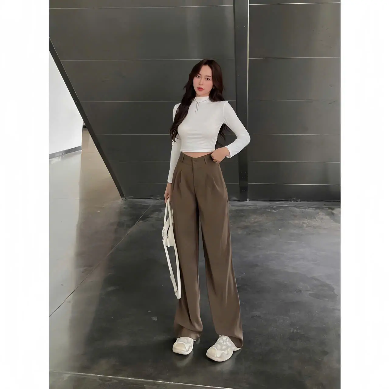 Quần suông (có phiên bản cho NẤM) chun sau vải GOLD mềm mịn, không nhăn nhàu, không xù lông. | BigBuy360 - bigbuy360.vn