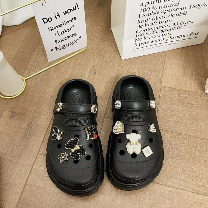 Dép Sục (SỤC XINH Cao Cấp Cho Bé Trai Bé Gái Kiểu Dáng Thời Trang Nhẹ Nhàng Thoáng Khí Sandal Kem 6