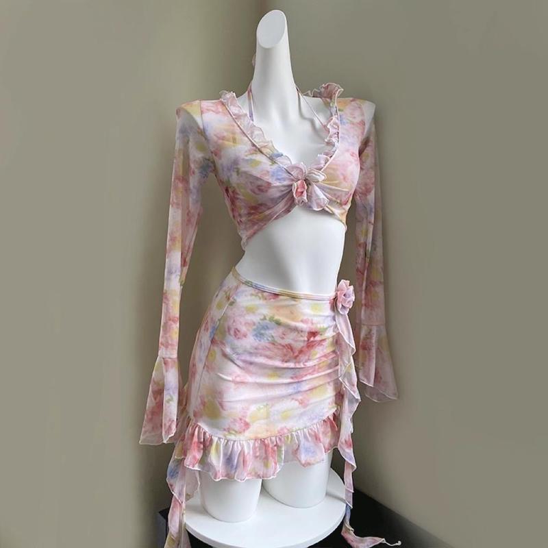 Đồ Bơi 4 Món Hoa Hồng EMMA Đính Hoa Phối Bèo Gồm Áo Bikini + Quần Chip + Áo Bèo + Váy Bèo 2
