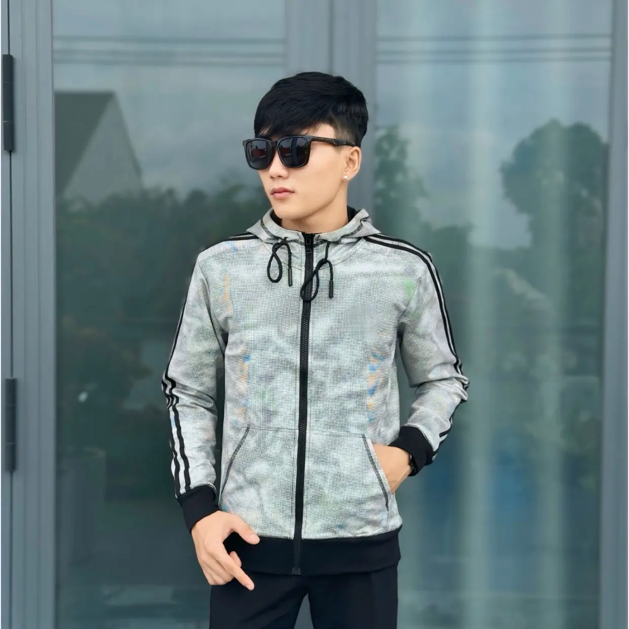 Áo Khoác Nam- Phối sọc tay- Cao Cấp QC- Nón Liền- Màu Xám Trắng-Menswear Jean  Nhung Jacket