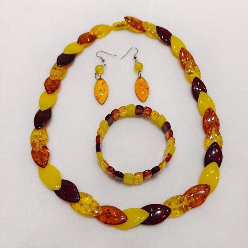Product Introduction of Natural Amber Beeswax Piebald Amber Bracelet Necklace More than Three-Piece Earrings Set with Type Blood Amber Yellow Honey Women 0