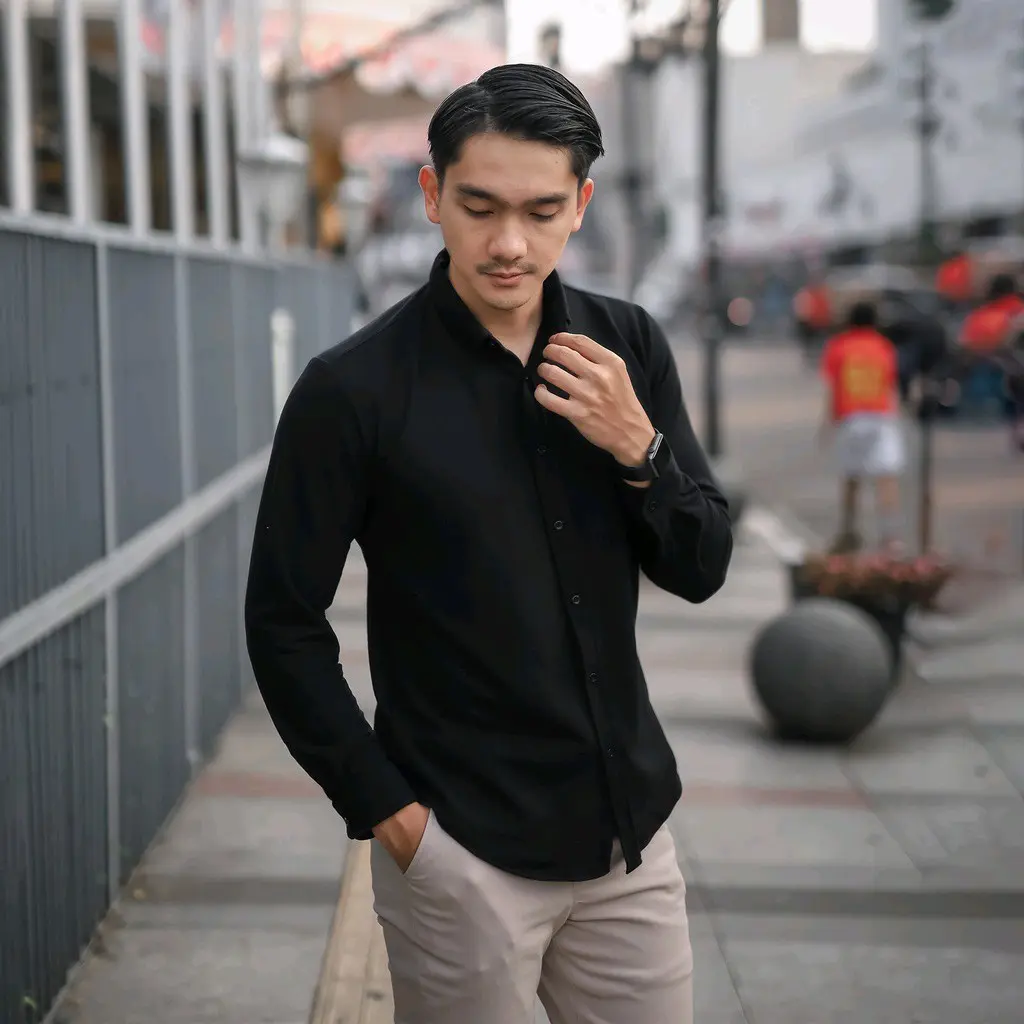 Kemeja Polos Pria Lengan Panjang Casual Long Shirt Pique Warna Hitam Putih Navy Marun Army Ukuran M.L.XL