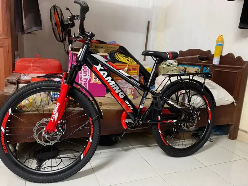 Xe đạp thể thao giá rẻ các cỡ từ trẻ em đến người lớn có giảm sóc trước, phanh đĩa trước sau tặng kèm gácbaga sau 5