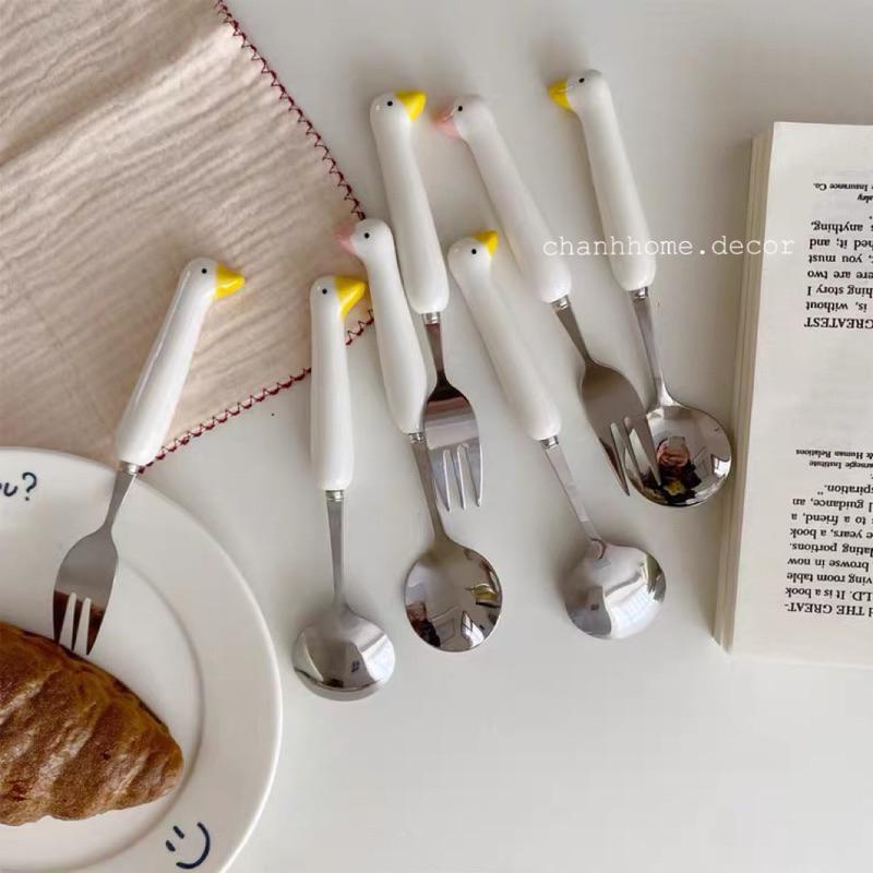 Muỗng nĩa Vịt inox 304 không gỉ tay cầm bằng sứ bộ muỗng nĩa ăn cơm cá nhân văn phòng đi học đi picnic |Chanhhomedecor|