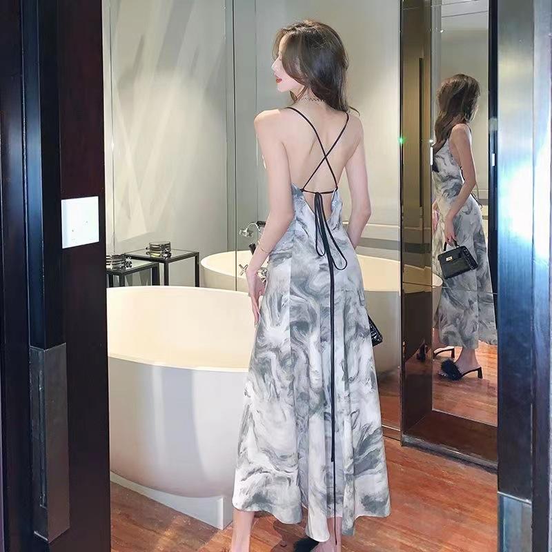 Product Introduction of Elegant Lady High Waist Sling Dress Summer 2025 New French Backless Design Chic Midi Dress 5
