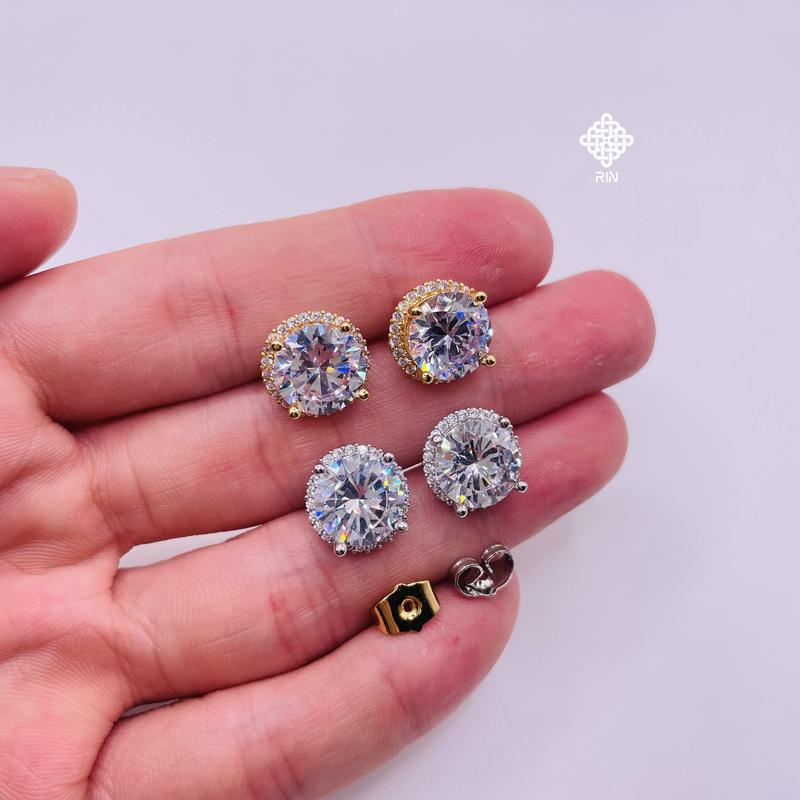 Bông tai titan đính đá phối viền tròn 10 li, Khuyên tai titan đính đá 10 li không phai màu không rỉ sét, trangsucmoiluatuoi.RIN 1