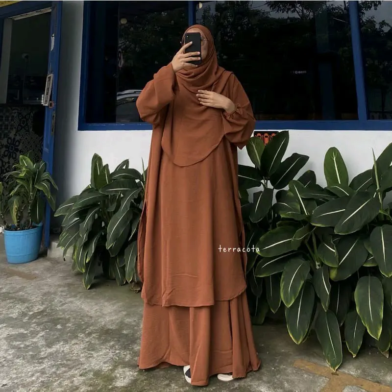 Ufaira Collection ~ One Set Hameda Setelan Wanita Terbaru Tanpa hijab Bahan Crincle Airflow Polos Baju Muslim Panjang Tunik Crinkle Atasan Simple Fit Remaja Dewasa Celana Shakila 2