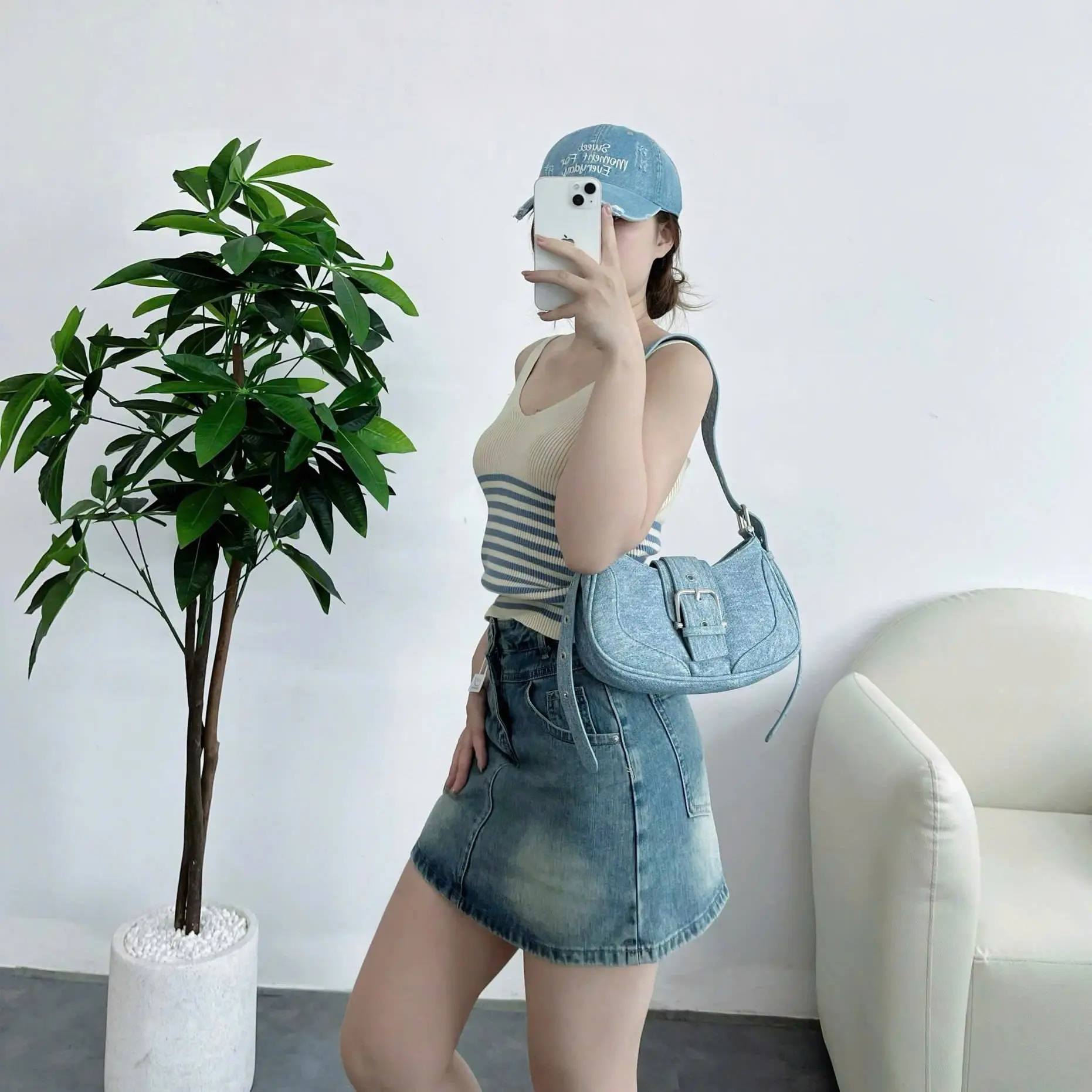 [BIGI] Áo Len 2 Dây - Sọc Ngang Cổ Tim - 5 màu