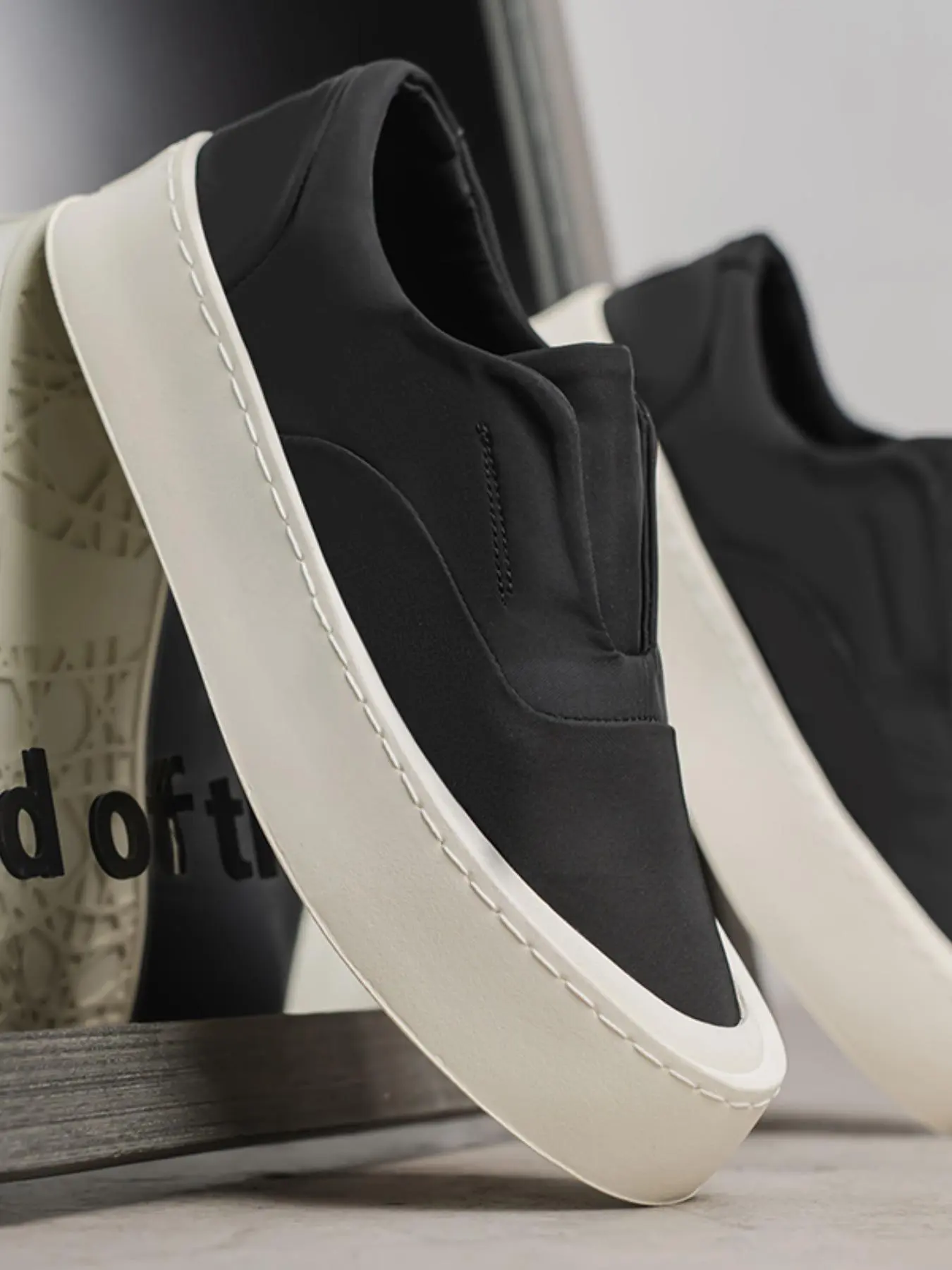 Men's Fashionable Lace Up Low Top Sneakers, Casual Breathable Comfortable Sports Shoes, Male All-match Round Toe Shoes for Daily Wear, Closed