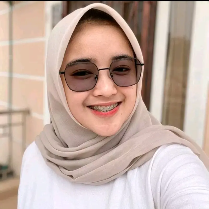 [ buy 1 get 1 khusus pembelian lensa minus ] kacamata 085 kacamata antiradiasi, photoceomic, bluechromic kekinian Perempuan Eyewear Hadiah 0