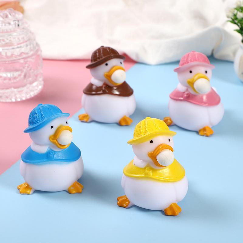 Product Introduction of Decompression and Spitting Pig Cute Blowing Bubble Squeeze Duck Decompression Vent Children Toys Pig Spitting Bubble Squeezing Toy 11