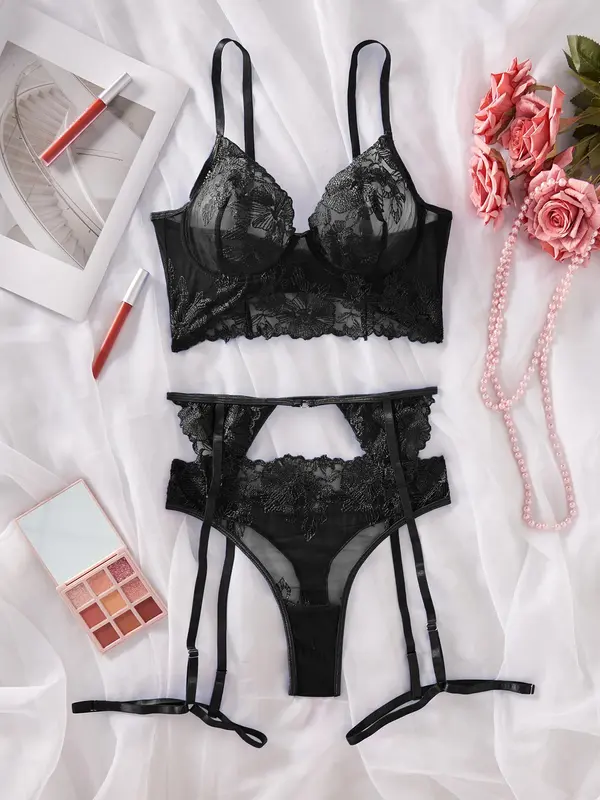 Women's Solid Lace Sexy Lingerie Three-Piece Set, Push Up Bra & Thong & Garter Belt Set, Soft Comfy Breathable Lingerie Set for Women 2
