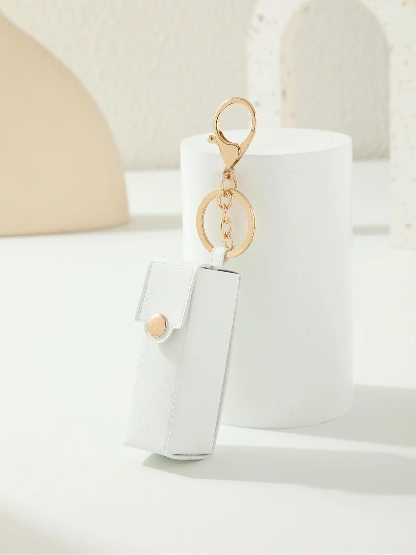 Women's Elegant Lipstick Bag Keychain,  Exquisite Trendy Keychain for Daily Use, Fashionable Keychain for Women & Girls for Daily Decoration