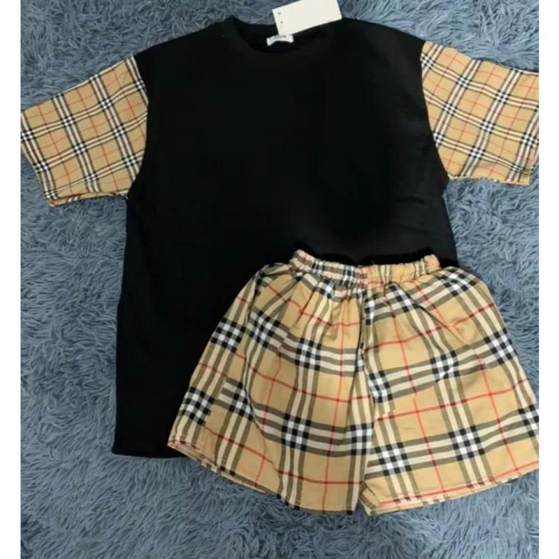 Product Introduction of Bộ thể Thao BBr Cộc Tay Chất Coton Full Tag Mác-set Cộc Tay nam Nữ Siểu Rẻ Chất Co Giãn Bộ Hè Cháy Phố setbo nam 17