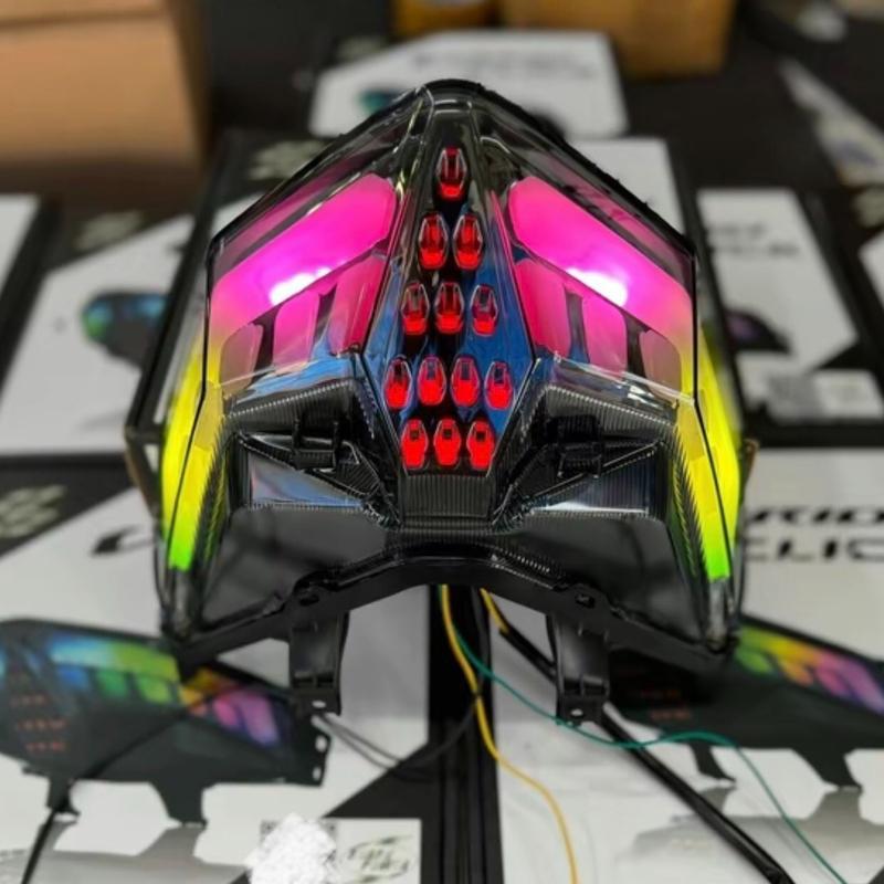 Mẫu Hot Đuôi Đèn hậu Vario 125 150 Spack Power _ Tích hợp xi nhan