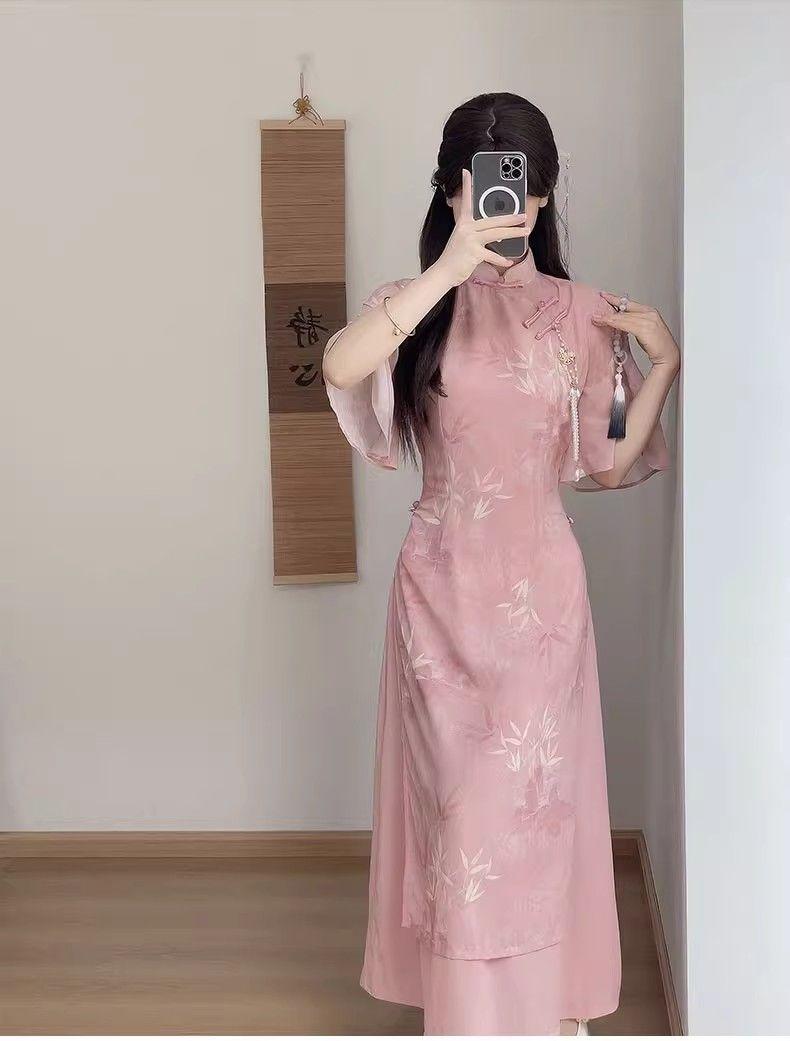 Product Introduction of Áo Dài, Sườn Xám Ao Dai Hồng, Thiết Kế Trung Quốc Mới, Cải Tiến Mới, Thích Hợp Cho Các Cô Gái Trẻ Và Dáng Ôm, Mặc Mùa Hè, Thích Hợp Cho Các Hoạt Động Hàng Ngày, Quần Áo Trà 5