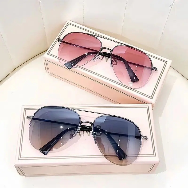 New Classic Cool Driving Sunglasses Men's Gradient Metal Half Frame Sunglasses Fishing Outdoor UV Protective Sunglasses