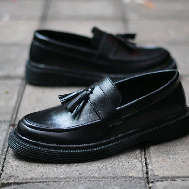 RUMBAI SEPATU LOAFERS PRIA KULIT PU SEPATU KERJA KANTORAN KONDANGAN TERBARU 2