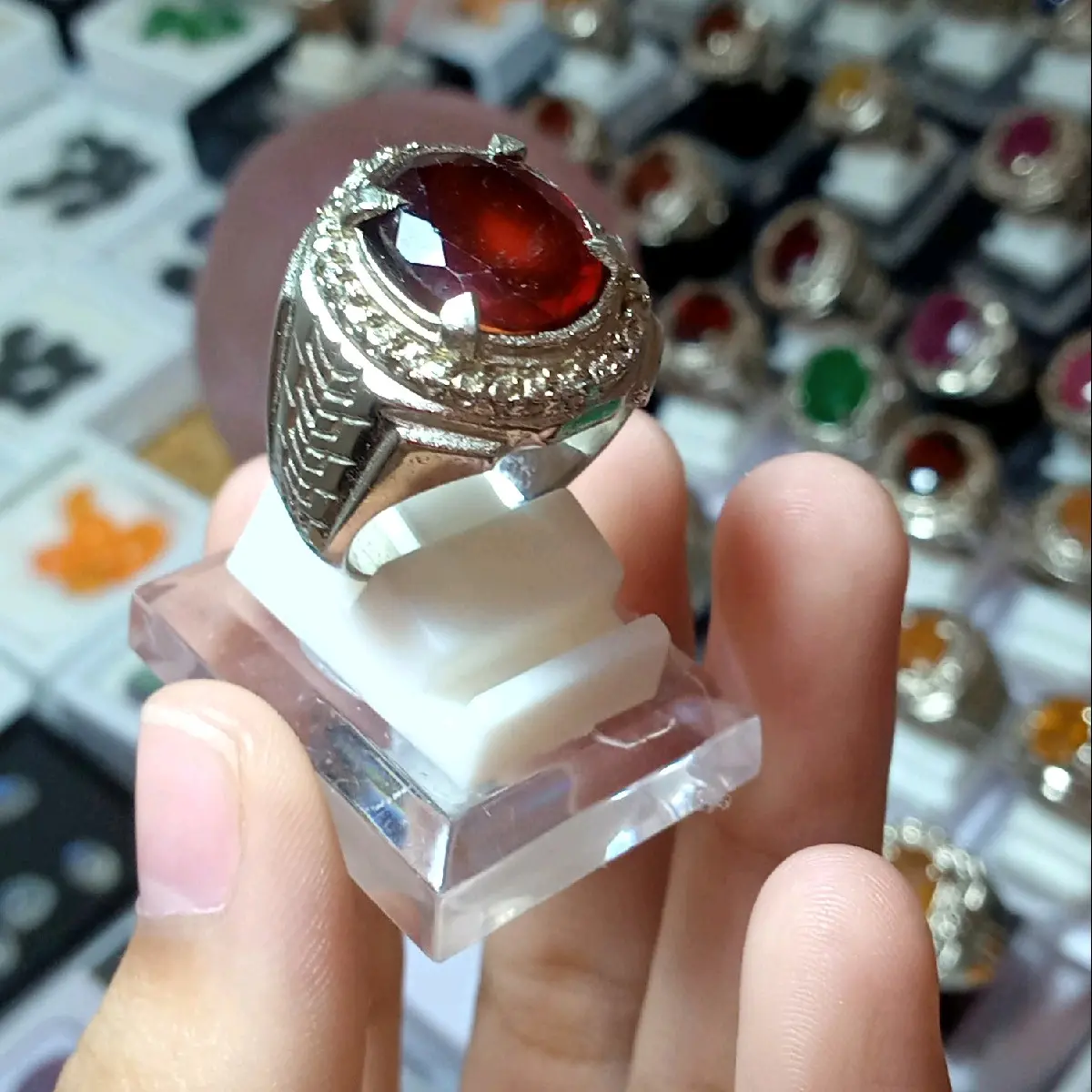 paket lostun atau cincin 340k (khusus live)